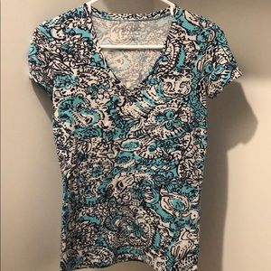 Lilly Pulitzer t-shirt